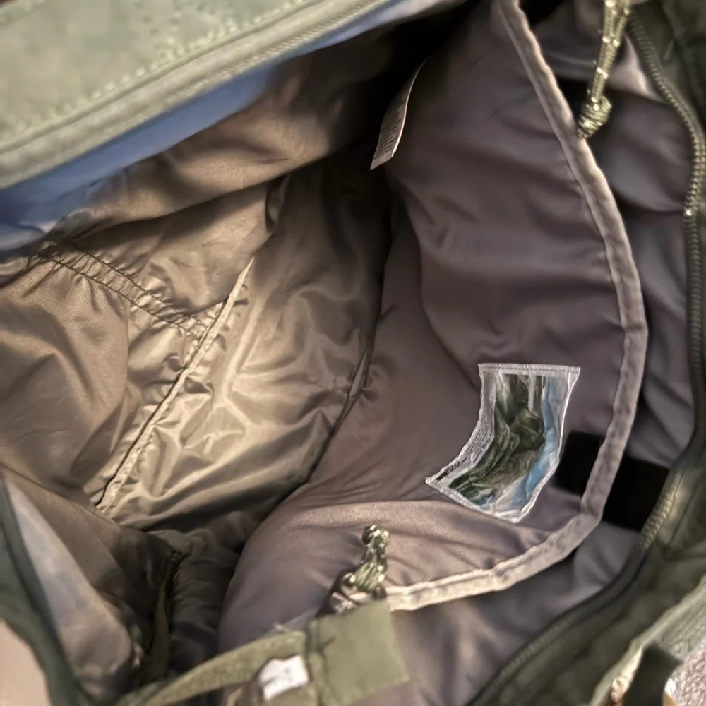 The North Face Olive Backpack - Picture 4 of 4